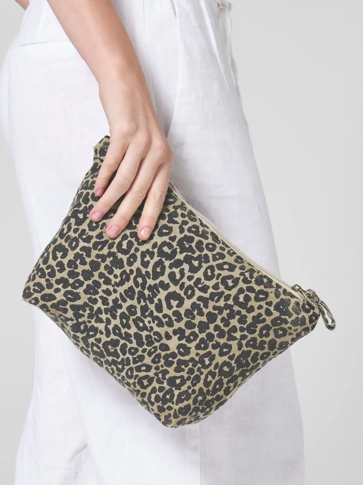 Immagine Leopard Print Canvas Accessory Bag