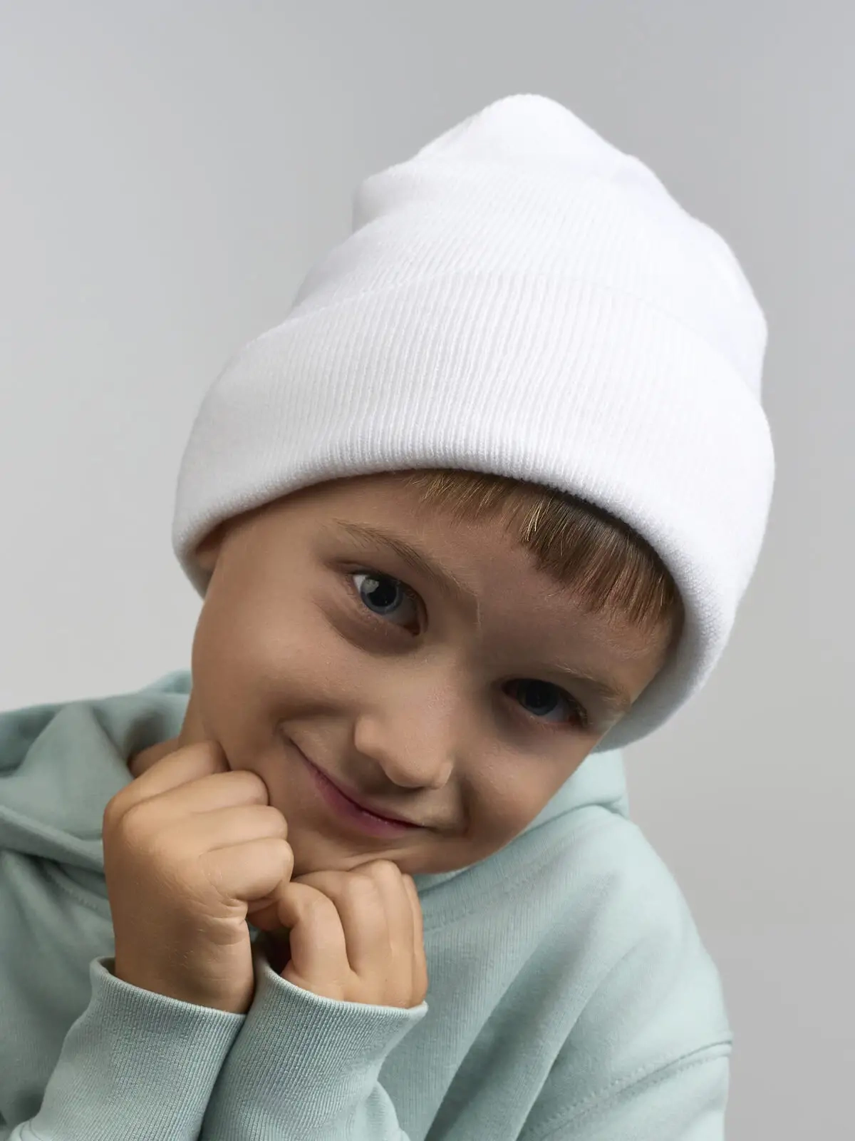 Immagine Kid wind-s with pom pom