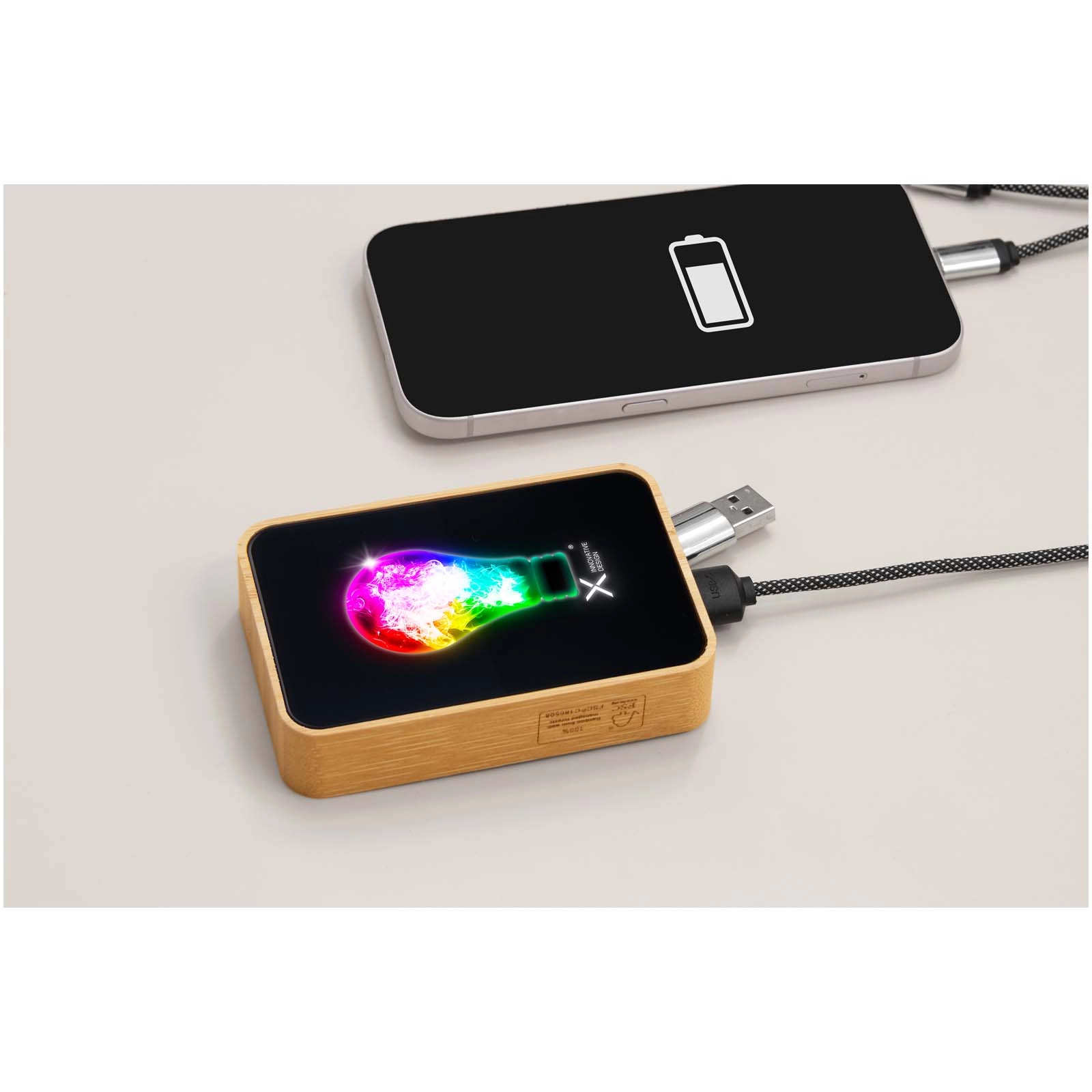 Immagine Power bank in bamboo 10.000 mAh MagSafe SCX.design P27