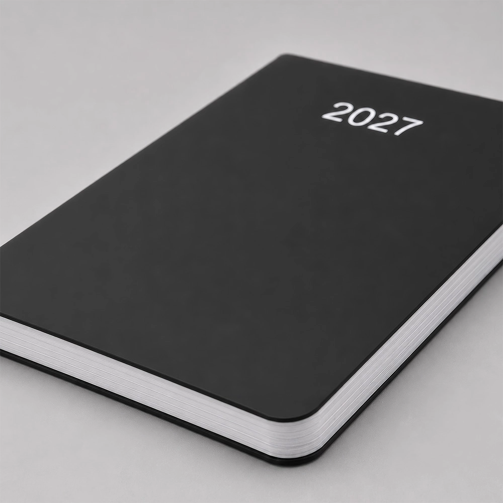 Immagine Agenda giornaliera 2027. Copertina flessibile in soft PU e bordo pagine colorato
