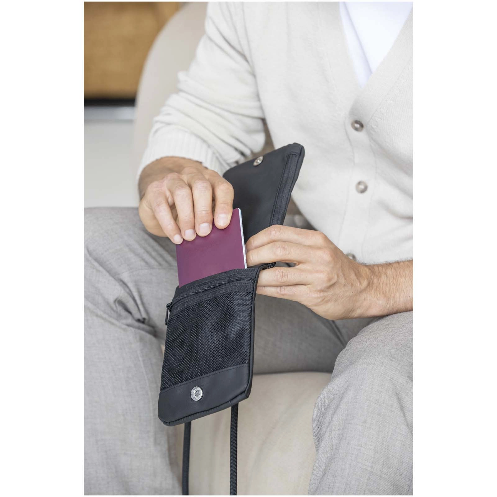 Immagine Custodia porta accessori RFID SMART 