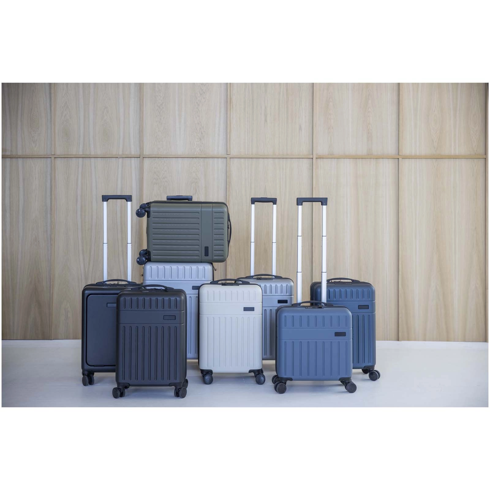 Immagine Trolley per laptop da 16” in materiale riciclato GRS Rover - 30L