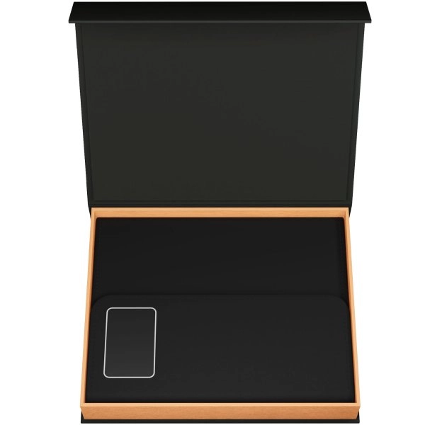 Immagine Blocco note formato A5 con power bank wireless da 5 W/4000 mAh e logo luminoso SCX.design O18