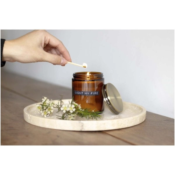 Immagine Candela profumata al legno di cedro formato medio Wellmark