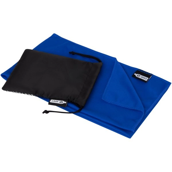 Immagine Asciugamano sportivo Raquel di raffreddamento in PET riciclato con pouch 80 x 30 cm