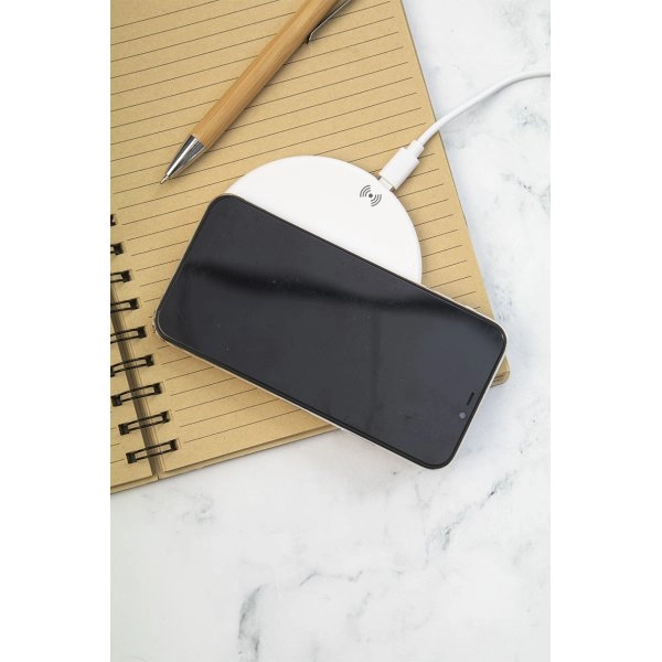 Immagine Renergy caricabatterie wireless in RABS