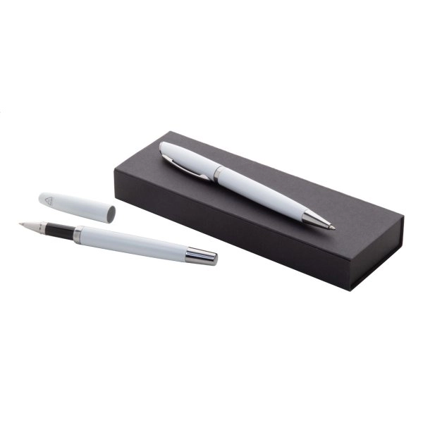 Redivi set penna