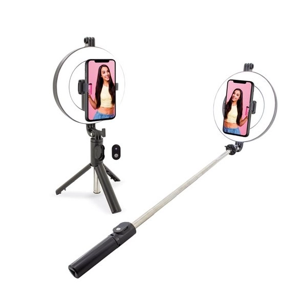 TREPPIEDI DA VIAGGIO SELFIE INFLUENCER