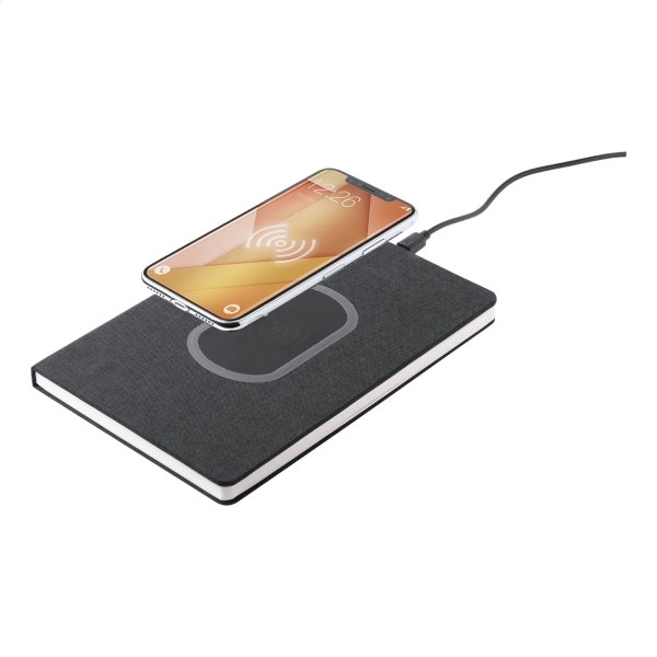 Immagine Juglans quaderno con caricabatterie