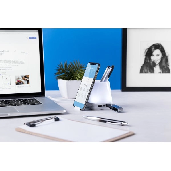 Immagine Lumeo portapenne con hub USB