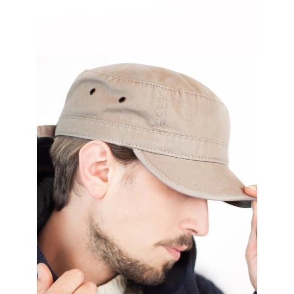 CAPPELLO STILE MILITARE