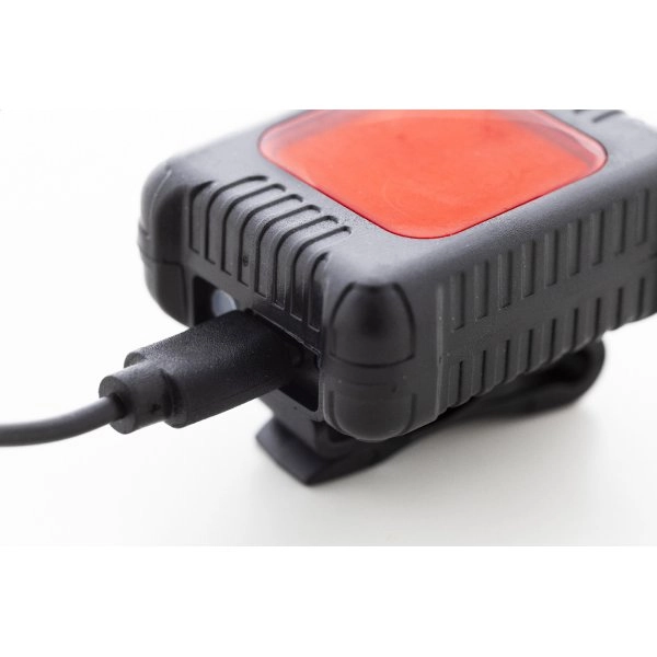 Immagine Cobik set luci ricaricabili per bicicletta