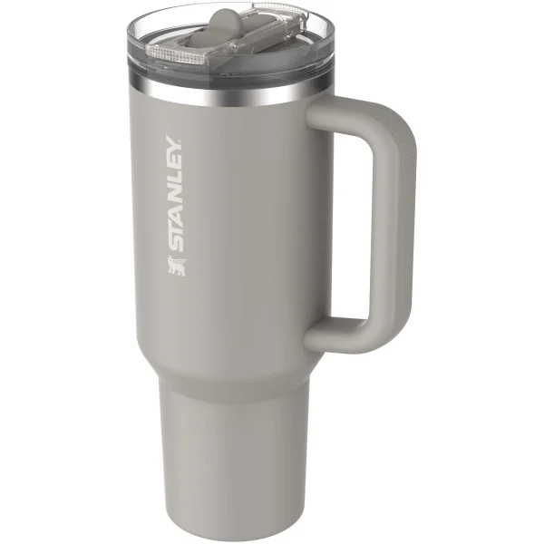 Immagine Bicchiere Stanley Quencher® ProTour da 1180 ml in acciaio inox riciclato isolato con cannuccia ribaltabile 