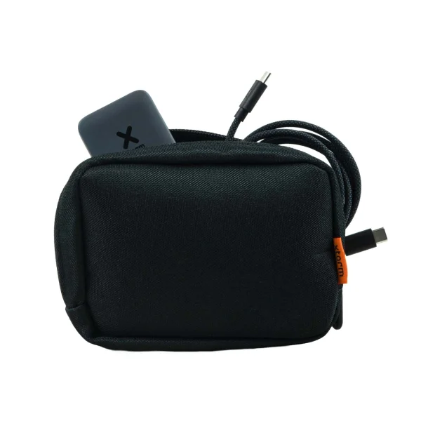 Immagine Set caricabatterie rapido da viaggio da 65 W con cavo e custodia Xtorm