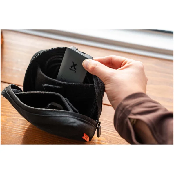 Immagine Set caricabatterie rapido da viaggio da 65 W con cavo e custodia Xtorm