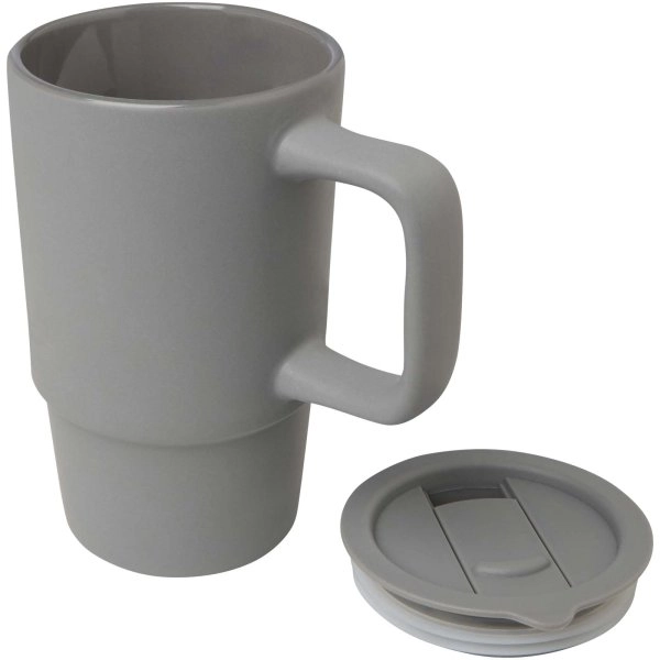 Immagine Tazza in ceramica da 450 ml con coperchio in plastica Carter
