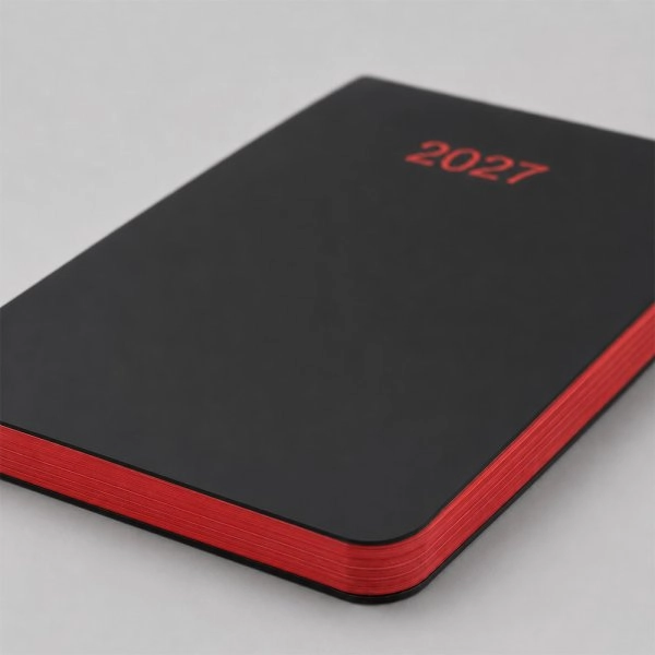Immagine Agenda giornaliera 2027. Copertina flessibile in soft PU e bordo pagine colorato