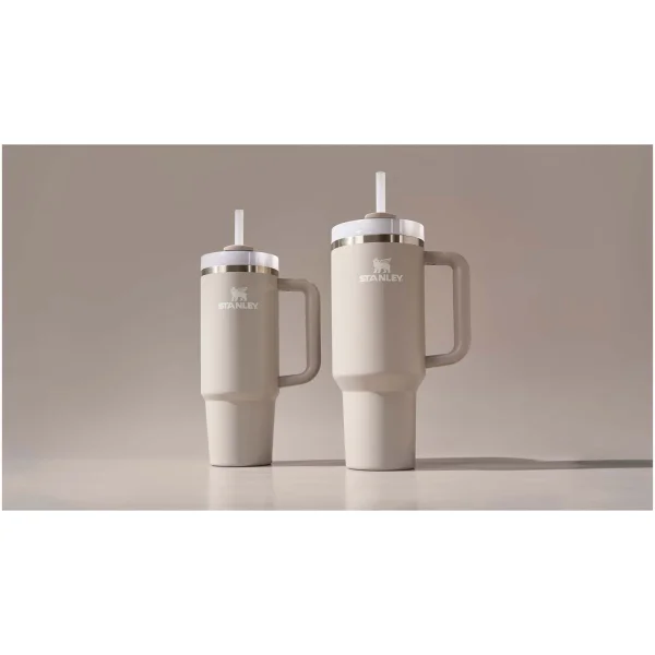 Immagine Bicchiere isolato Stanley Quencher® H2.0 FlowState™ 890 ml in acciaio inox riciclato